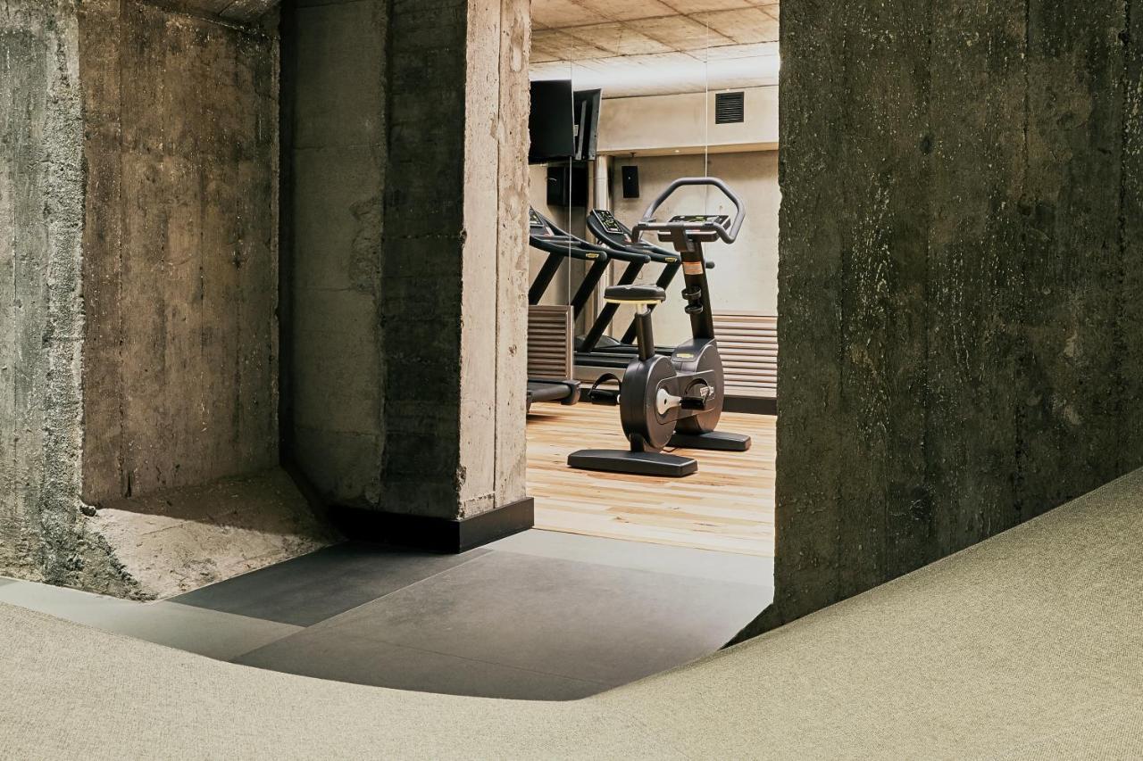 Hotel Warszawa Exterior photo The gym at the National Museum of Scotland